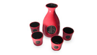 Sake set rosso: 1 bottiglia e 4 tazze